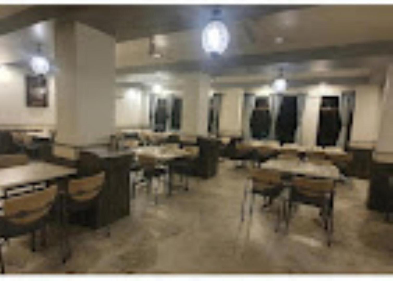 Hotel Pritam Palace , Dhule Екстер'єр фото