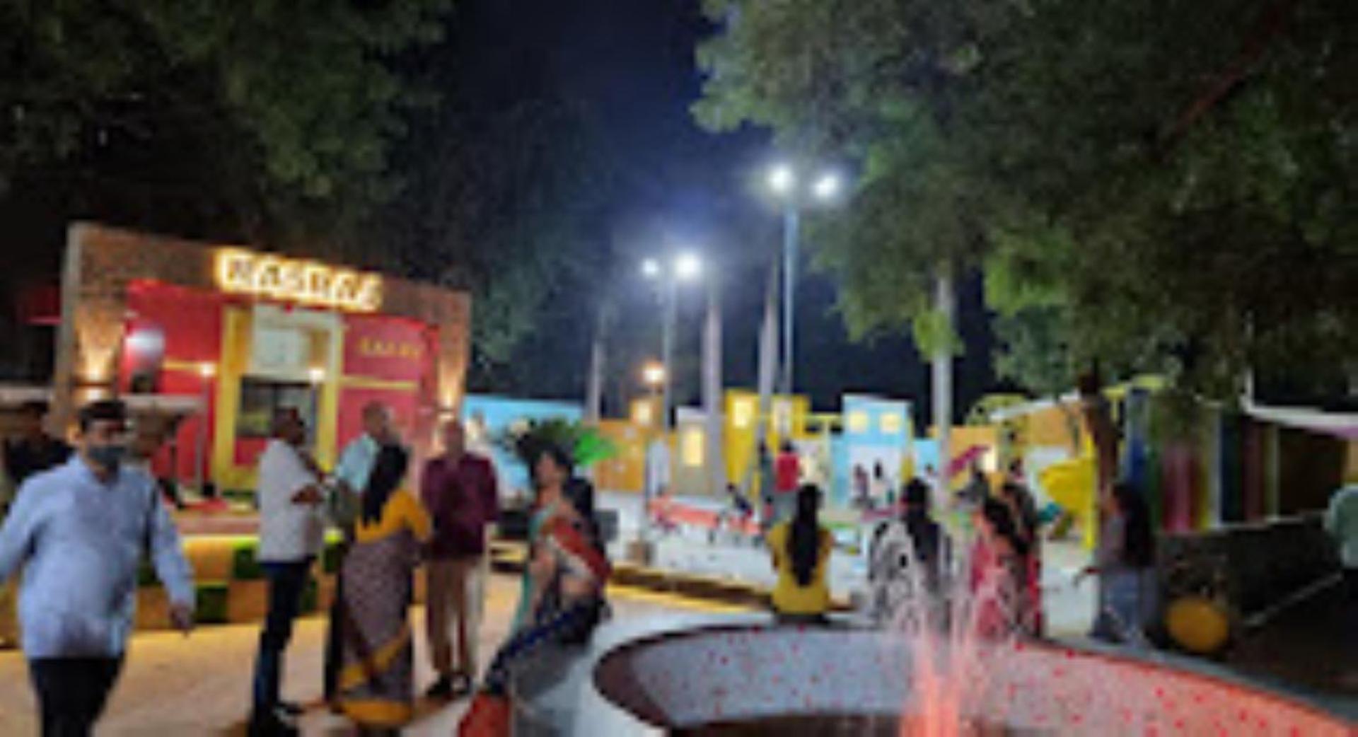 Hotel Pritam Palace , Dhule Екстер'єр фото